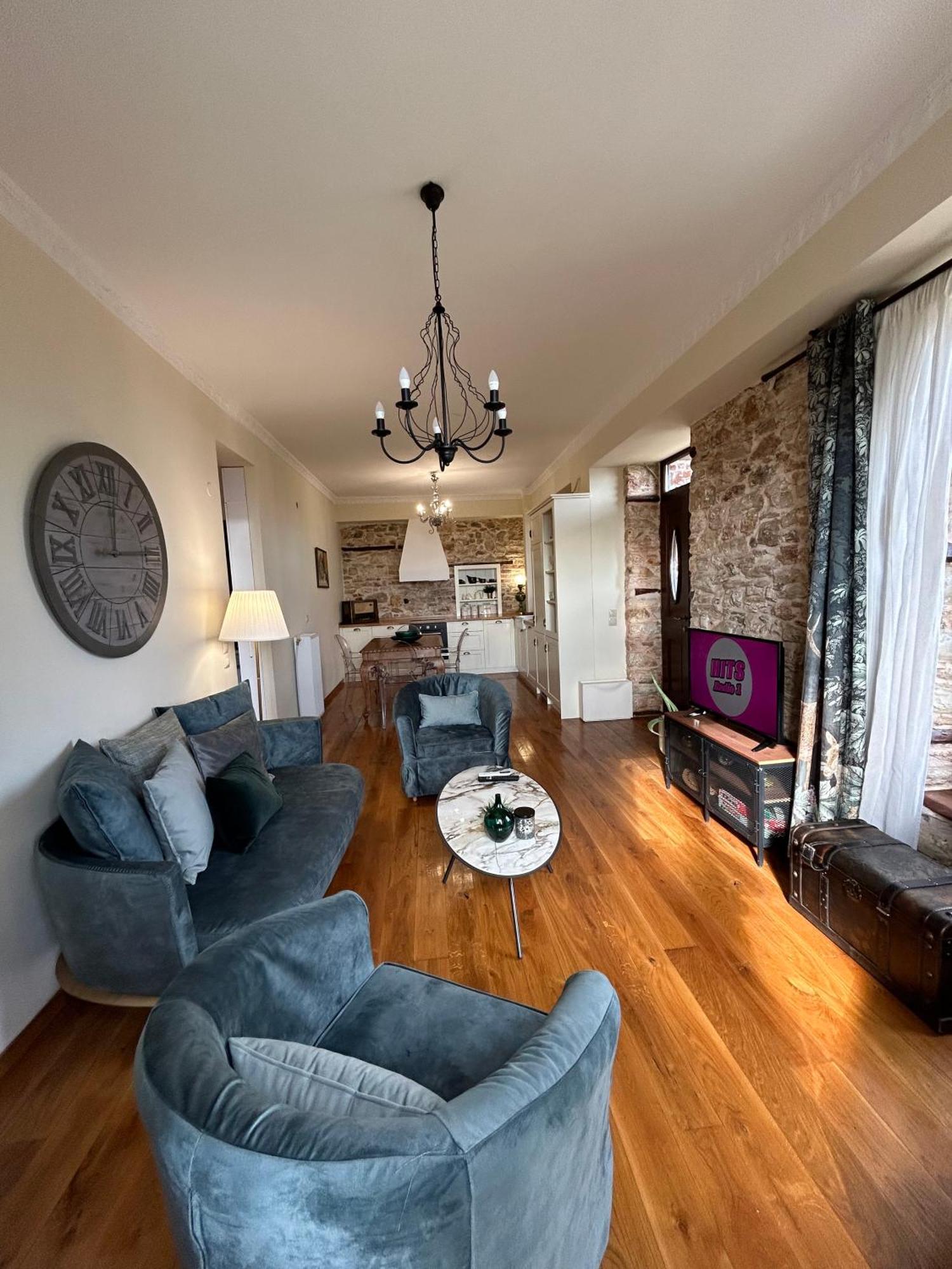Νόνη Apartment Mileai Bagian luar foto